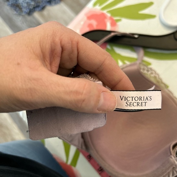 Victoria's Secret 34D mauve, pink and silver, wired padded push-up bra - Picture 4 of 6